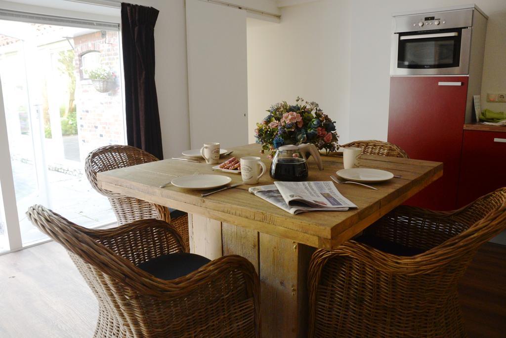 Appartementen Verhuur De Trijehoek Stiens Exteriör bild