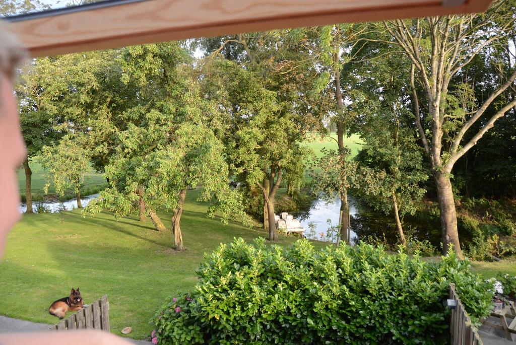 Appartementen Verhuur De Trijehoek Stiens Exteriör bild