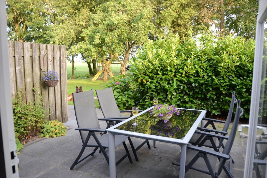 Appartementen Verhuur De Trijehoek Stiens Exteriör bild